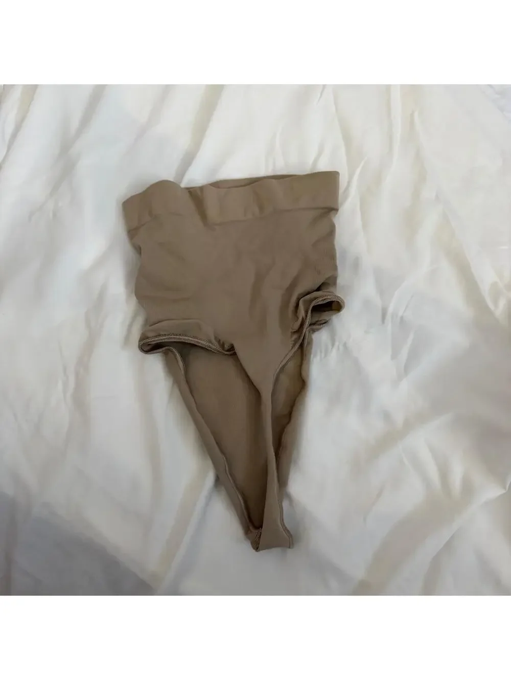 Skims shapewear underwear highwaisted thong